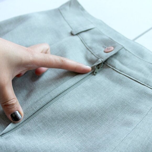 VINTAGE Elegant Green Maxi Skirt Size 7 - Picture 7 of 12